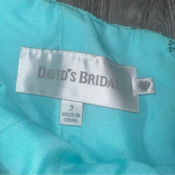 David’s Bridal F15263 Lace Halter Bridesmaid Dress Size 2 - Spa - Picture 3 of 5